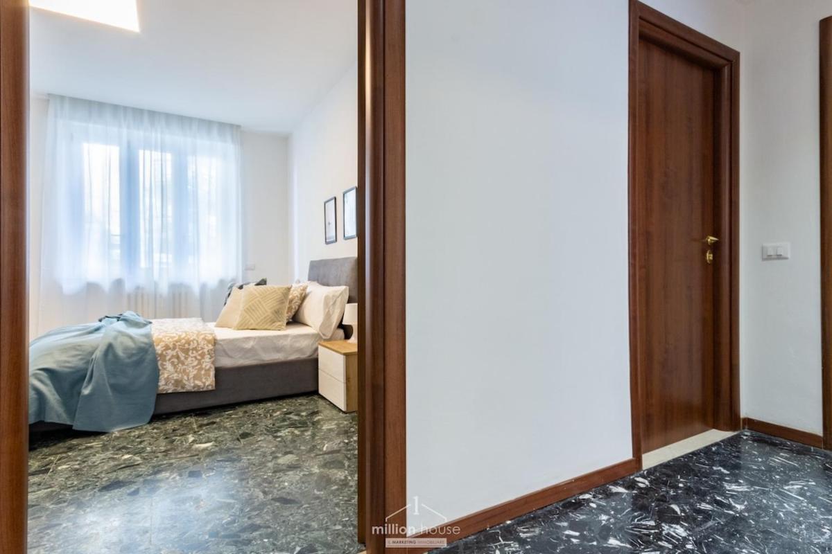 New 4-bed 2-bath Near Duomo And San Siro Apartment Mailand